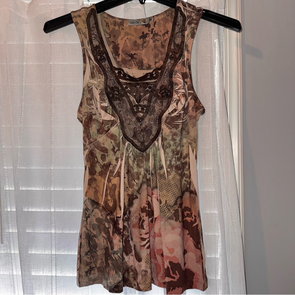 Unity world wear Floral Sleeveless boho Top with Lace embroidery Detail small